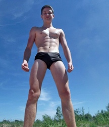 Boys on web 5dcd7cf7de343.jpg