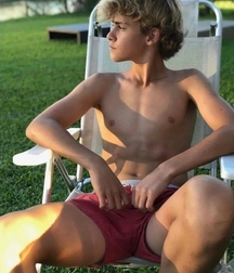 Twink's undies 5dcddf193e232.jpg