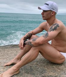 Twink's undies 5dcddf41221da.jpg