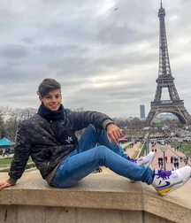 Twinks in sneakers 5dcee1d8b7b7f.jpg