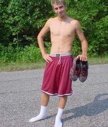 Serve your boy master 5dcf0bbc01620.jpg