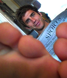 Serve your boy master 5dcf0bbf7d9d8.jpg