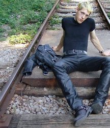 Leatherguys 5dcf9ebe50984.jpg
