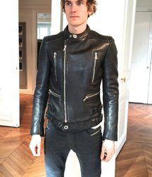 Leatherguys 5dcf9f1b4e893.jpg