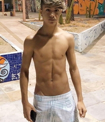 Boy beauties 14 5dcfa35a77ad5.jpg