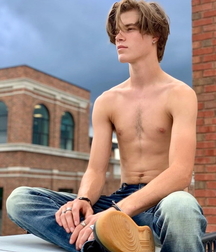 Boy beauties 14 5dcfa36be143c.jpg
