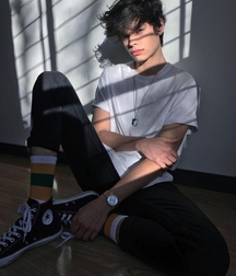 Amazing boy hotties 5dcfa81068677.jpg
