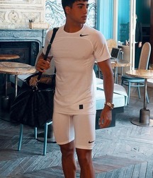 Boys wearing sneakers 5dcfb92da998e.jpg