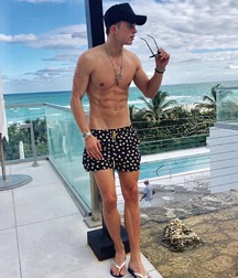 Shirtless boys outdoor 5dd17feac5751.jpg
