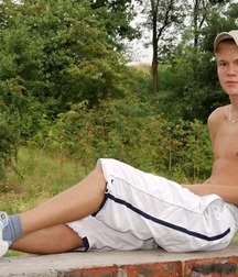 Amazing boys and bodies 5dd30fb211e35.jpg