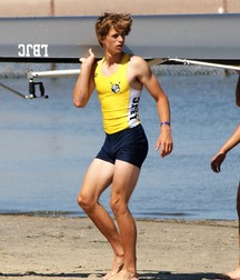 Amazing boys and bodies 5dd30fdcdedb0.jpg