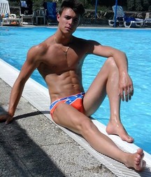 Amazing boys and bodies 5dd30ff3d0c4b.jpg