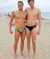 Beach boys  5dd3165e89cde.jpg