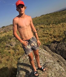 Twinks on vacation 2 5dd33e64e4512.jpg