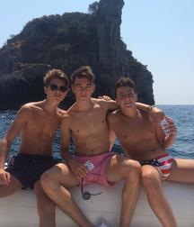 Twinks on vacation 2 5dd33e77b377a.jpg