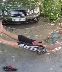 Boy pretty barefoot 5dd3ec55b1268.jpg