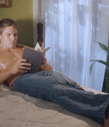 Boys bare and hot feet 5dd55dcadfd0e.jpg