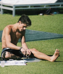 Boys bare and hot feet 5dd55df30123c.png