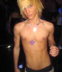 Boy fun 5dd591d74f402.jpg