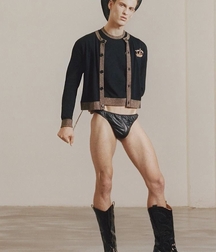 Model boys in boots 5dd5b4510ba14.jpg