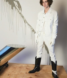 Model boys in boots 5dd5b45826024.jpg