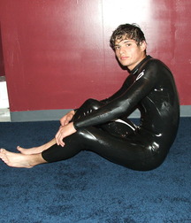 Biker and fetish boys 5dd5b7cd9d4a4.jpg