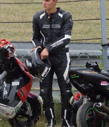 Biker and fetish boys 5dd5b817a7e97.jpg