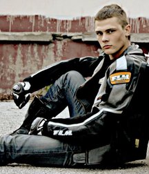 Biker and fetish boys 5dd5b81e381c2.jpg