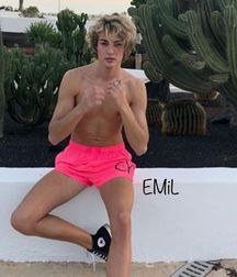 Amazing boy beauties 3 5dd8381c03457.jpg