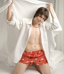 Eyecatching boys 5dd83aec10dff.jpg