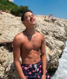 Worship the boy beauties 5dd84e9d9bc68.jpg
