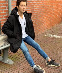 Sneaker boys 12 5dd87ba5b1002.jpg