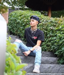 Sneaker boys 12 5dd87bc0767b2.jpg