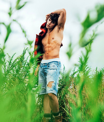 Lucky twinks 5dd883627d85b.jpg