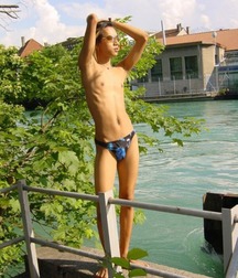 Lucky twinks 5dd88363cddfb.jpg