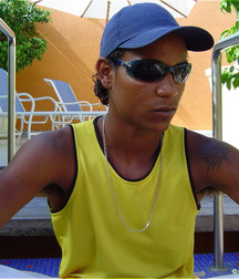 Edmilson @ pool and sea 5dd890baa943f.jpg