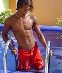 Edmilson @ pool and sea 5dd890c560065.jpg