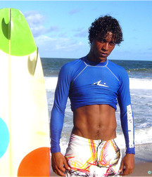 Edmilson @ pool and sea 5dd891e0593b9.jpg