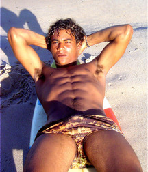 Edmilson @ pool and sea 5dd8920b69c2f.jpg