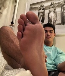 Boys smelly feet 5dd8b24490949.jpg