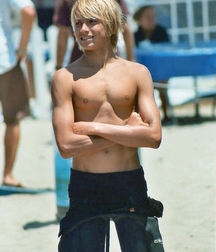 Blonde hotties 3 5dd8bbea2d671.jpg