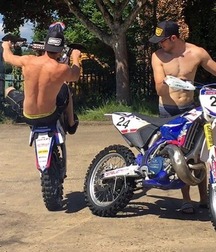 Bikers in leather and boots 2 5dd8d9da7b5f3.jpg