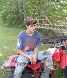 Bikers in leather and boots 2 5dd8d9e59e430.jpg