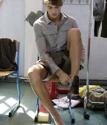 Sniff and lick our feet 5dda9ab81b3de.jpg
