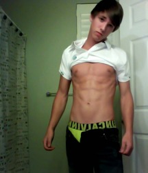 Teen boys so beautiful 2 5dda9ebb68db3.jpg