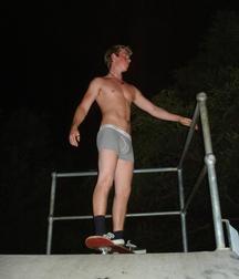 Boys lovin cons 5ddbebe06d511.jpg
