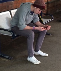 Boys lovin cons 5ddbebec3b098.jpg