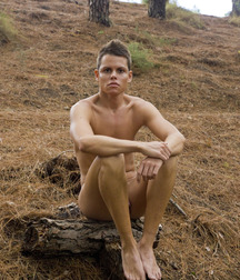 Awesome barefoot boys 5ddc79f7e4c8b.jpg
