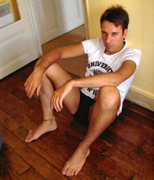 Awesome barefoot boys 5ddc79fc349da.jpg