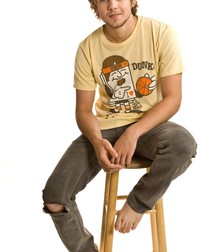 Awesome barefoot boys 5ddc7a0a0c928.jpg